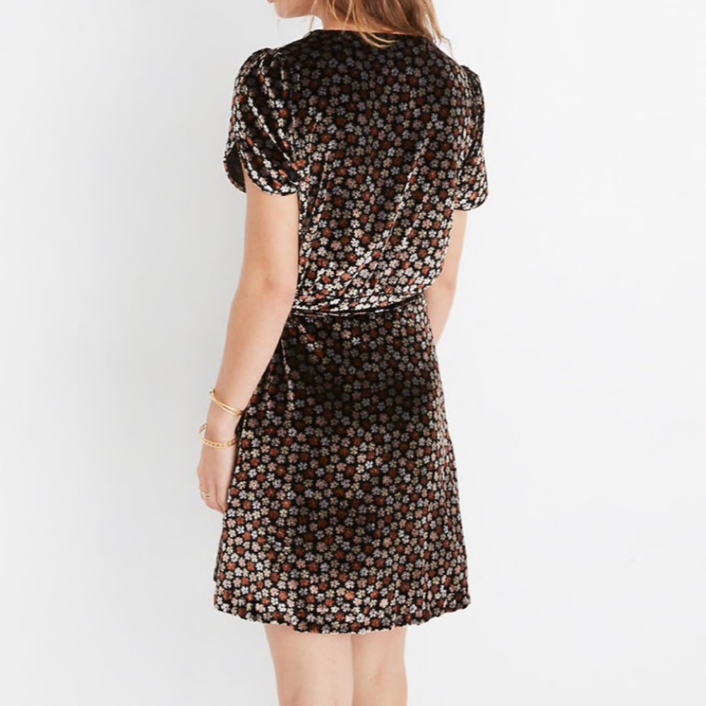 Madewell Velvet Wrap Dress - Picture 2 of 8
